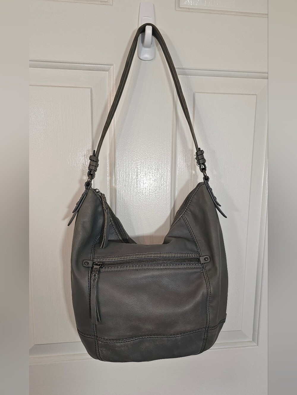 The Sak Sequioa Classic Leather Hobo Bag in Gray Blue